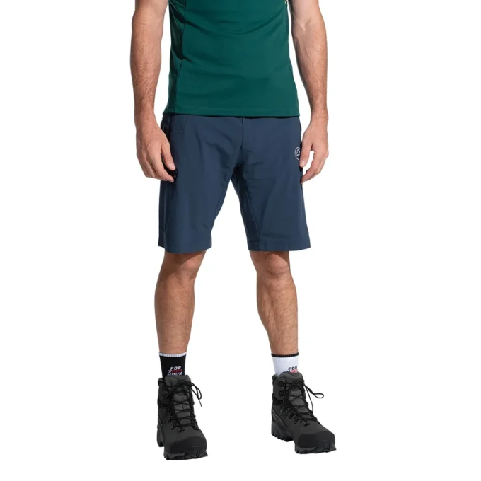 West Crest Shorts M